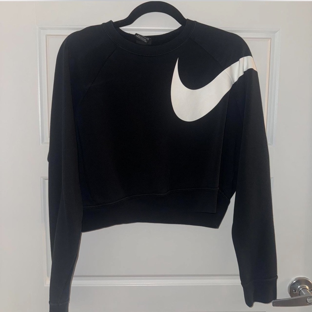 Nike Black and White Sweatshirt